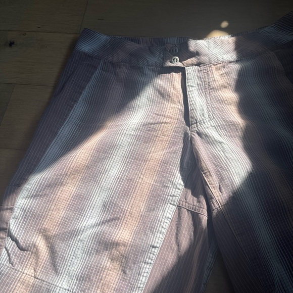 Patagonia Women’s shorts - Size 10 - Picture 2 of 5